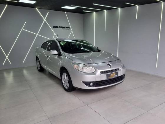 RENAULT FLUENCE 2.0 DYNAMIQUE 16V FLEX 4P AUTOMÁTICO RENAULT FLUENCE 2.0 DYNAMIQUE 16V FLEX 4P AUTOMÁTICO